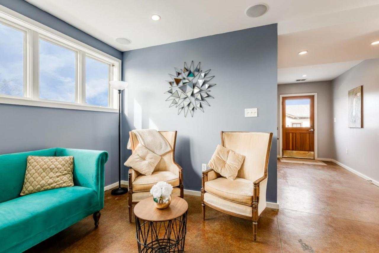Walk Score 90!!-Historic Downtown District-2 Blocks To Famous Forsyth Park- Huge Private Patio-Private Parking サバンナ エクステリア 写真